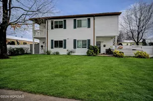 301 Ryan St, Matawan, NJ 07747 - Photo 2