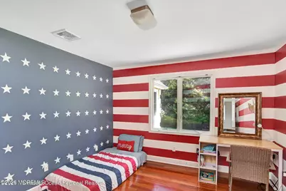 10 Syngle Way, Morganville, NJ 07751 - Photo 18