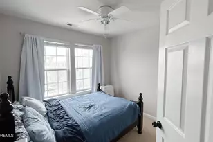 110 Halliard Dr, Eatontown, NJ 07724 - Photo 26