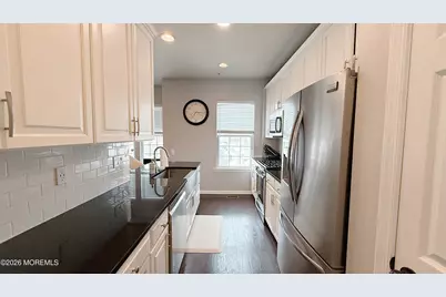 110 Halliard Drive, Eatontown, NJ 07724 - Photo 16