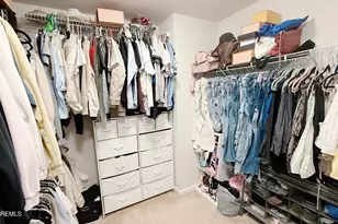 110 Halliard Dr, Eatontown, NJ 07724 - Photo 18