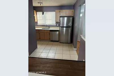 43 Jaffreyton Close, Freehold, NJ 07728 - Photo 4