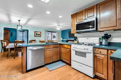 159 Spinnaker Avenue, Manahawkin, NJ 08050 - Photo 8
