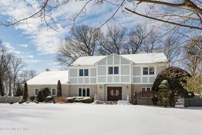 31 Verrazano Drive, Middletown, NJ 07748 - Photo 10