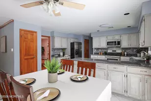 31 Verrazano Dr, Middletown, NJ 07748 - Photo 22