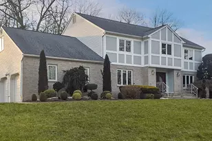 31 Verrazano Dr, Middletown, NJ 07748 - Photo 8