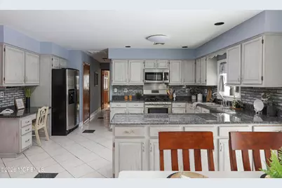 31 Verrazano Drive, Middletown, NJ 07748 - Photo 20