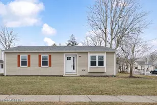 7 Thomas St, Toms River Township, NJ 08753 - Photo 4