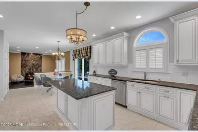 7 Mackenzie Road, Eatontown, NJ 07724 - Photo 20