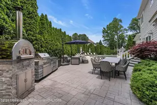 7 MacKenzie Rd, Eatontown, NJ 07724 - Photo 38