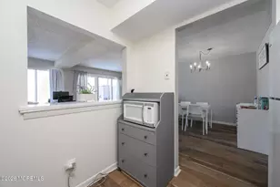 17 Inwood Terrace, Freehold, NJ 07728 - Photo 12