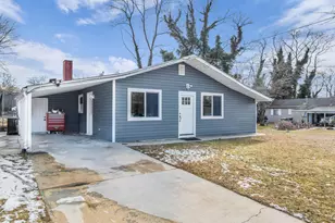 304 Palmer Ave, Neptune Township, NJ 07753 - Photo 2