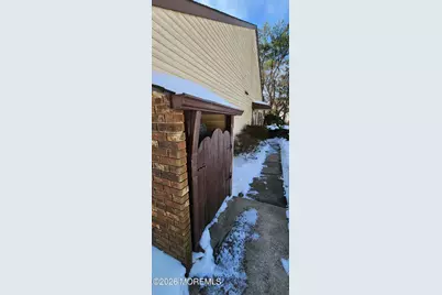 12 Coventry Court #12, Matawan, NJ 07747 - Photo 2
