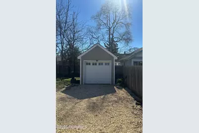 24 W Point Pleasant Avenue, Ocean Gate, NJ 08740 - Photo 22