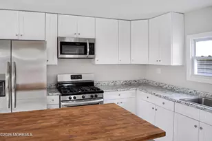 33 Washington St, Red Bank, NJ 07701 - Photo 4