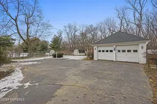 319 Broadway Rd, Freehold, NJ 07728 - Photo 32