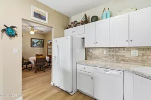 13 Canterbury Dr, Monroe Township, NJ 08831 - Photo 6