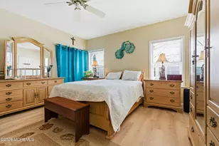 13 Canterbury Dr, Monroe Township, NJ 08831 - Photo 18