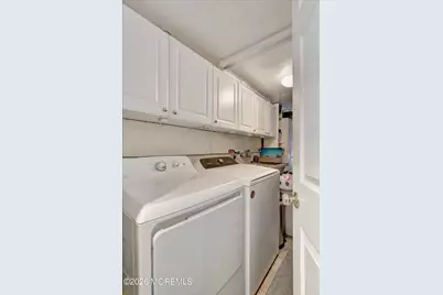 49 Helen Avenue, Freehold, NJ 07728 - Photo 22