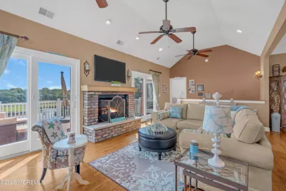 11 Luppatatong Avenue, Keyport, NJ 07735 - Photo 16