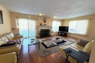 76 Regal Dr, Monmouth Junction, NJ 08852 - Photo 6