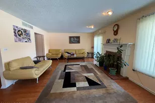 76 Regal Dr, Monmouth Junction, NJ 08852 - Photo 4