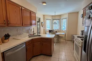 76 Regal Dr, Monmouth Junction, NJ 08852 - Photo 8