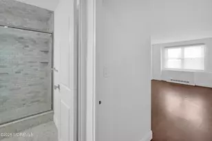 28 Riverside Ave, Red Bank, NJ 07701 - Photo 18