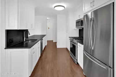 28 Riverside Avenue #5J, Red Bank, NJ 07701 - Photo 2