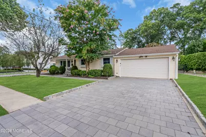 455 W Lincoln Avenue, Oakhurst, NJ 07755 - Photo 8