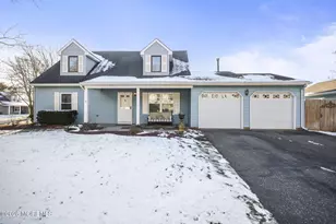 31 Sweetbriar Trail, Howell Township, NJ 07731 - Photo 2