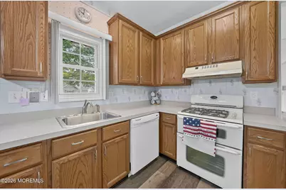 34 Molly Lane, Brick, NJ 08723 - Photo 10