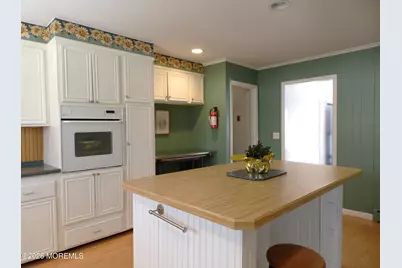 543 Hollywood Avenue, Toms River Township, NJ 08753 - Photo 10