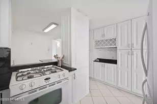 55 Ocean Ave, Monmouth Beach, NJ 07750 - Photo 10