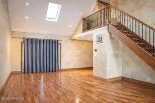 6 Hillcrest Rd, Manalapan Township, NJ 07726 - Photo 8