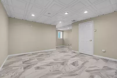 148 Ambassador Drive #1054/J-2, Red Bank, NJ 07701 - Photo 8