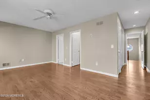 148 Ambassador Dr, Red Bank, NJ 07701 - Photo 10