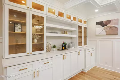 757 Nutswamp Road, Red Bank, NJ 07701 - Photo 18