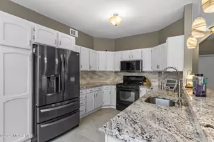 1 Raleigh Pass, Colts Neck Township, NJ 07722 - Photo 14