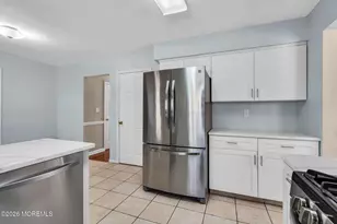 17 Providence Ln, Howell Township, NJ 07731 - Photo 16