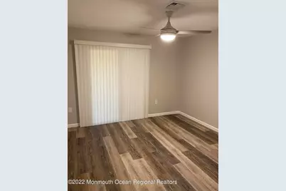 240 Medford Court #C, Manalapan Township, NJ 07726 - Photo 10