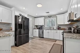 247 Cottrell Rd, Matawan, NJ 07747 - Photo 6