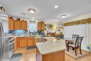 8 Schoolhouse Ln, Lakewood, NJ 08701 - Photo 6
