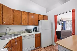 107 Rachel Ct, Franklin Township, NJ 08823 - Photo 8