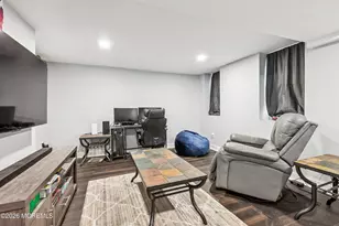 75 Broad St, Keyport, NJ 07735 - Photo 18