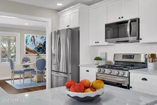 17 Meadowbrook Rd, Brick, NJ 08723 - Photo 2