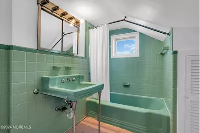 459 W Park Avenue, Oakhurst, NJ 07755 - Photo 20