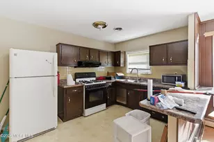 5 Le Lamentin Dr, Toms River Township, NJ 08757 - Photo 8