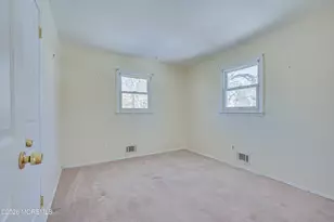 201 Freehold St, Oakhurst, NJ 07755 - Photo 20