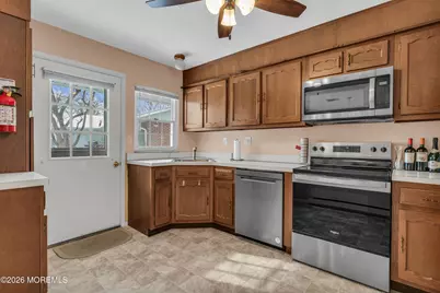 912B Dumbarton Drive, Lakewood, NJ 08701 - Photo 8